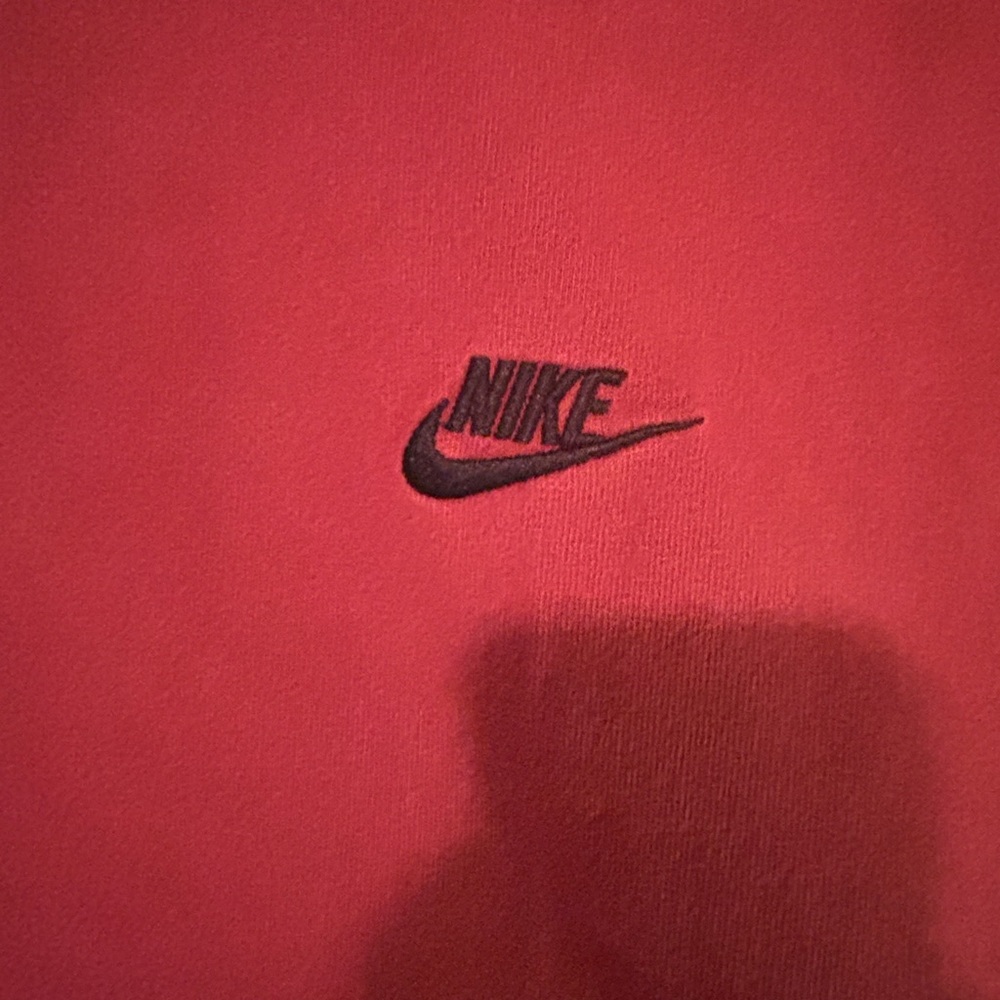 Nike Men's Burgundy Long Sleeve Tee - Picture 3 of 4